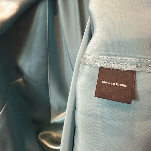 Lafayette148 New York Unique Sleeveless Blue/Green Silk Top. NWT. Retail$348. - Picture 16 of 16